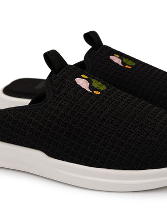 Jolie x Lusso Cloud: LIKE WALKING ON WATER Pelli Slide